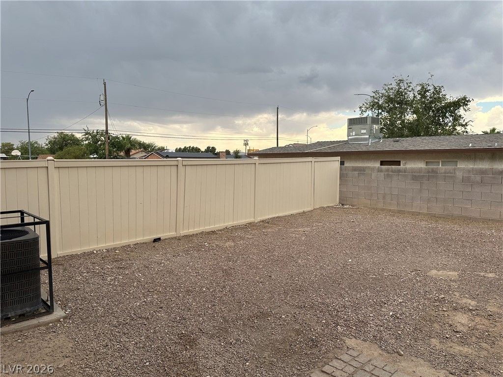 1613 White Skies Court Property Photo 13