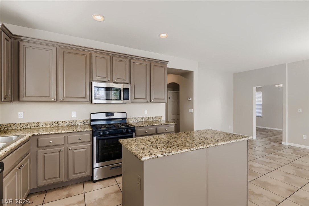 3949 Fragrant Jasmine Avenue Property Photo 11