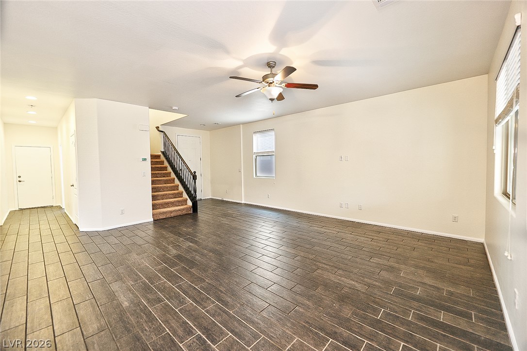 10647 Hyde Corner Avenue Property Photo 8