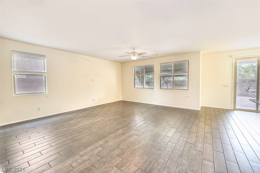 10647 Hyde Corner Avenue Property Photo 9