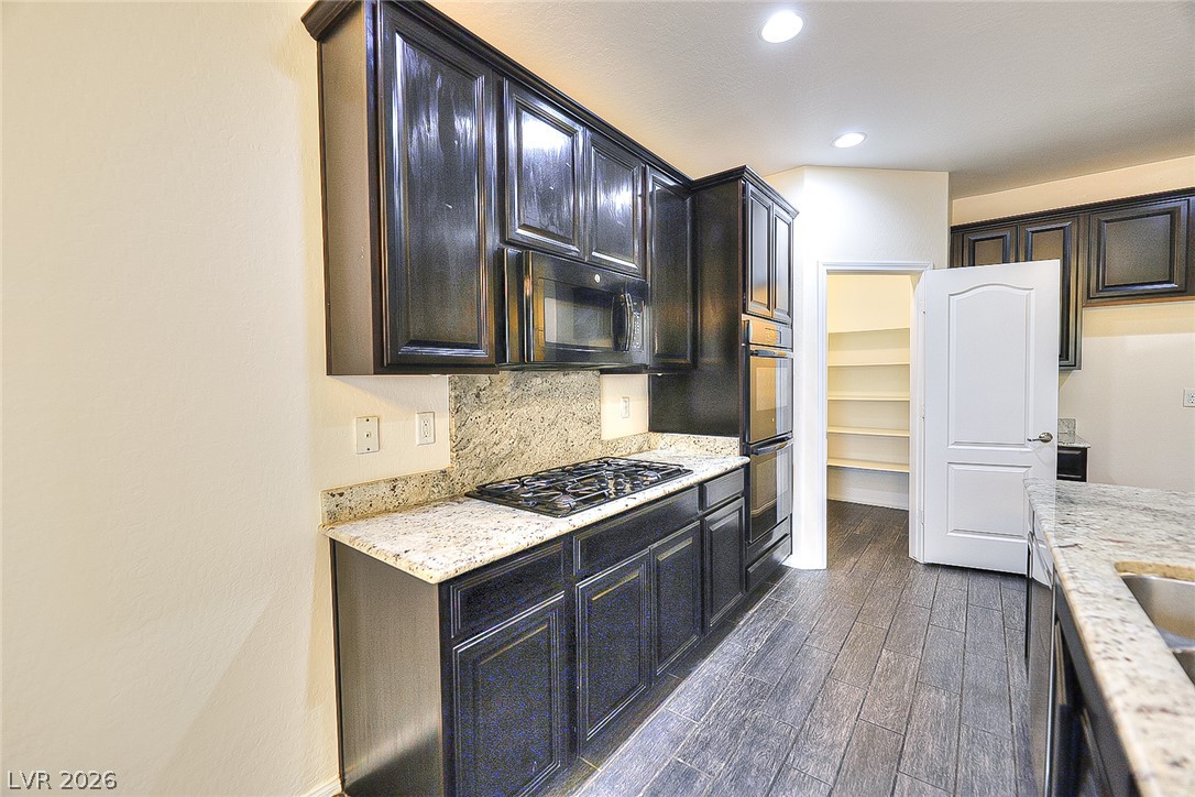 10647 Hyde Corner Avenue Property Photo 12