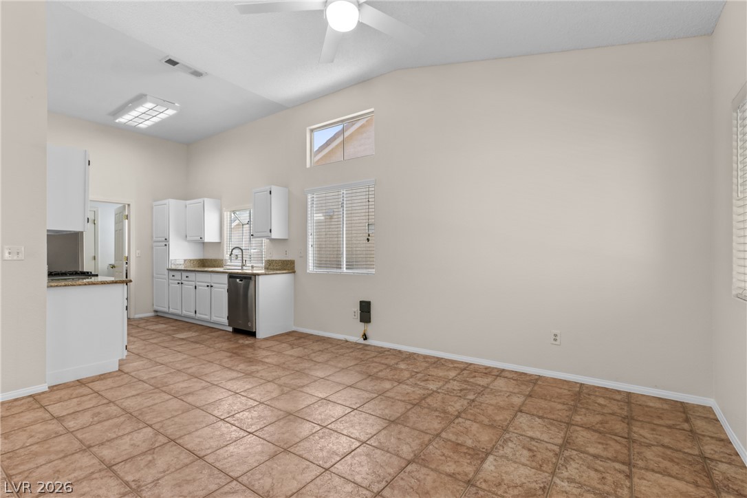 2087 Angel Falls Drive Property Photo 17
