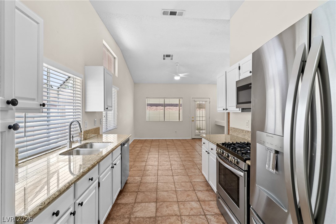 2087 Angel Falls Drive Property Photo 23