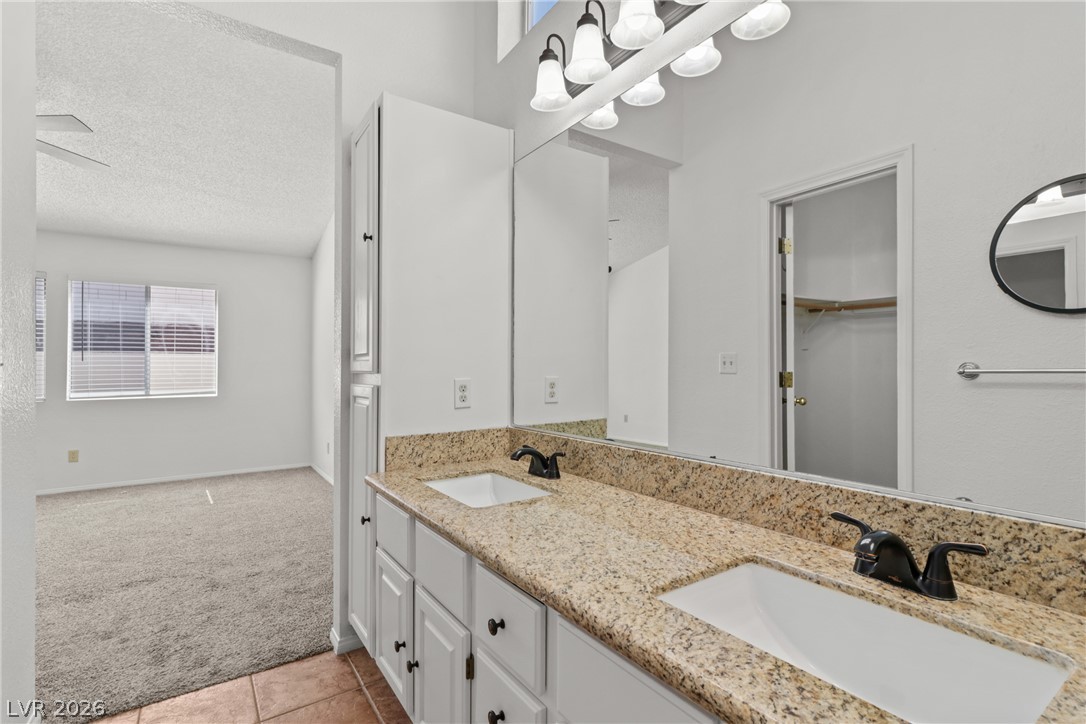 2087 Angel Falls Drive Property Photo 34