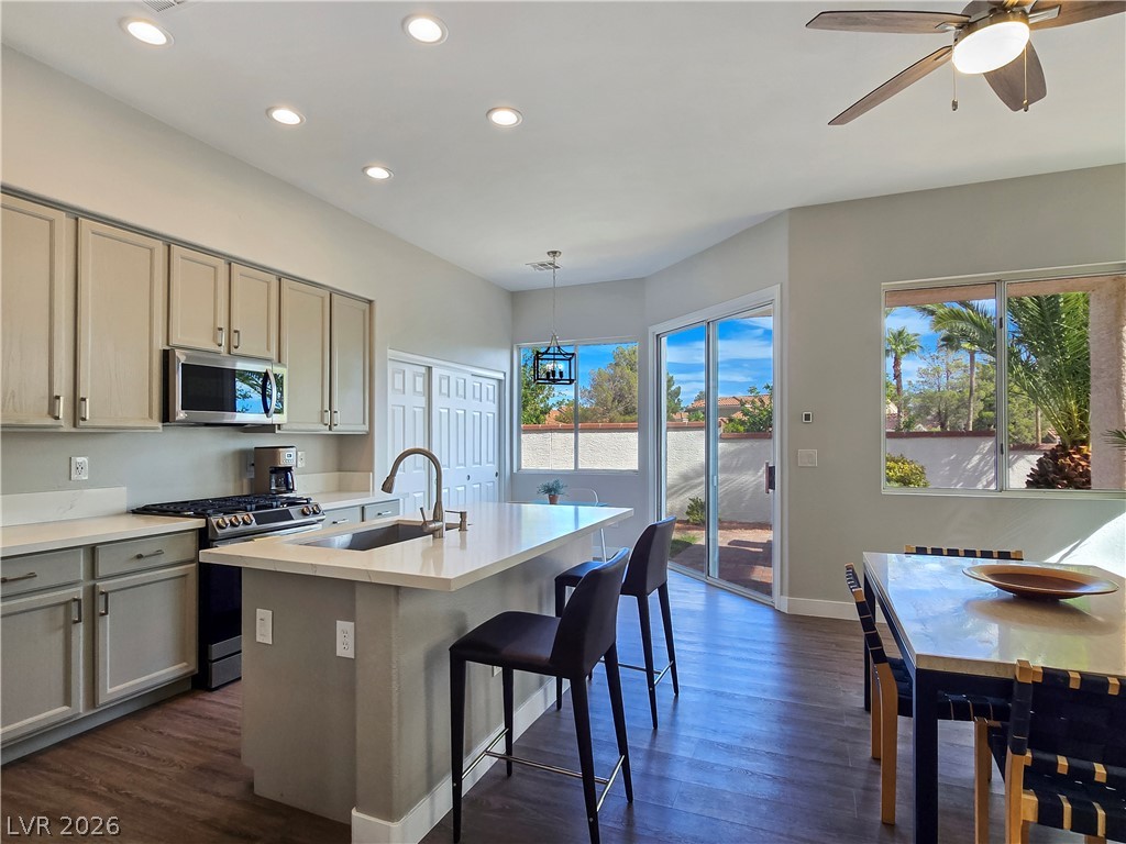 10104 Pinnacle View Place Property Photo 24