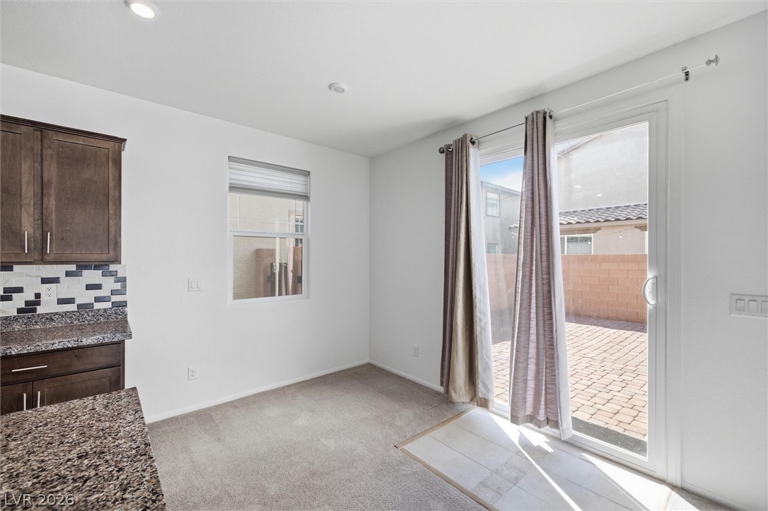 6047 Castle Gardens Avenue Property Photo 12