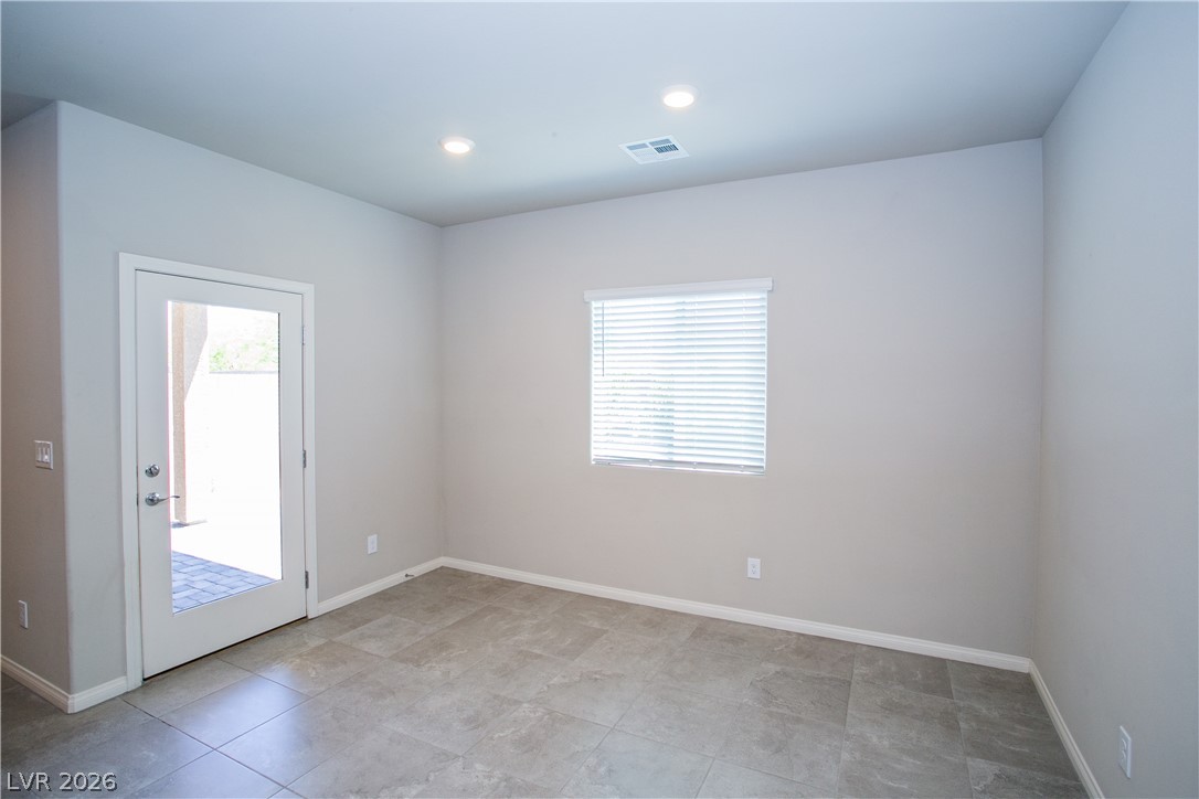 7924 Romulan Street Property Photo 13
