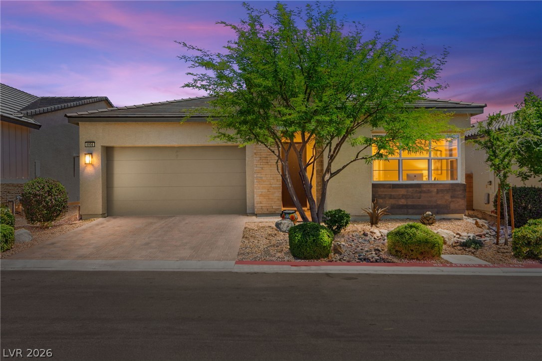 8956 Skye Canyon Ranch Street Property Photo 2