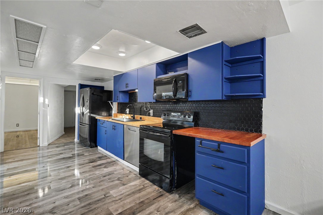 3753 Fairlawn Avenue Property Photo 16