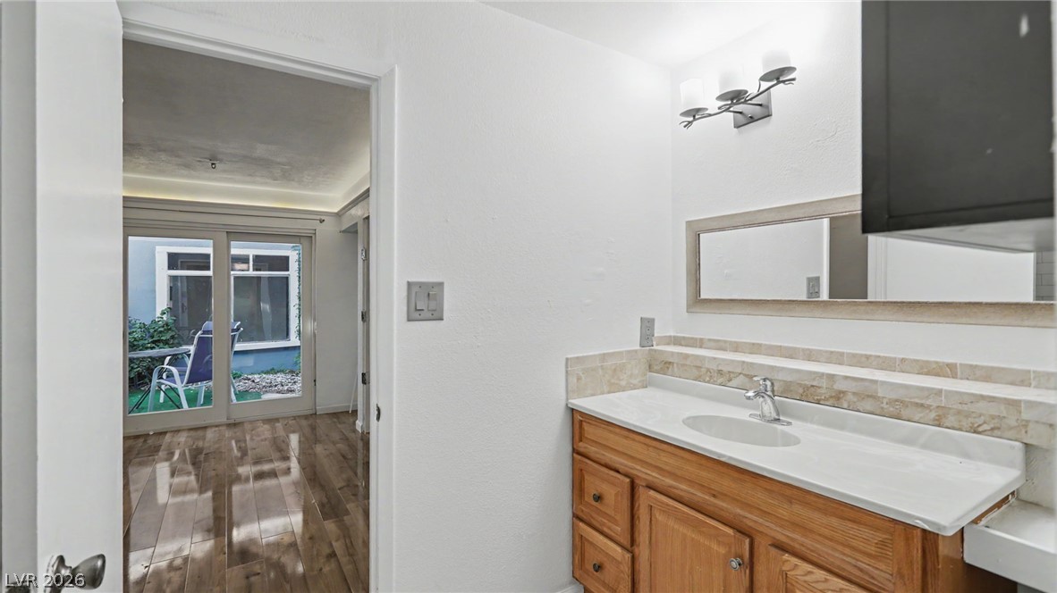 3753 Fairlawn Avenue Property Photo 23