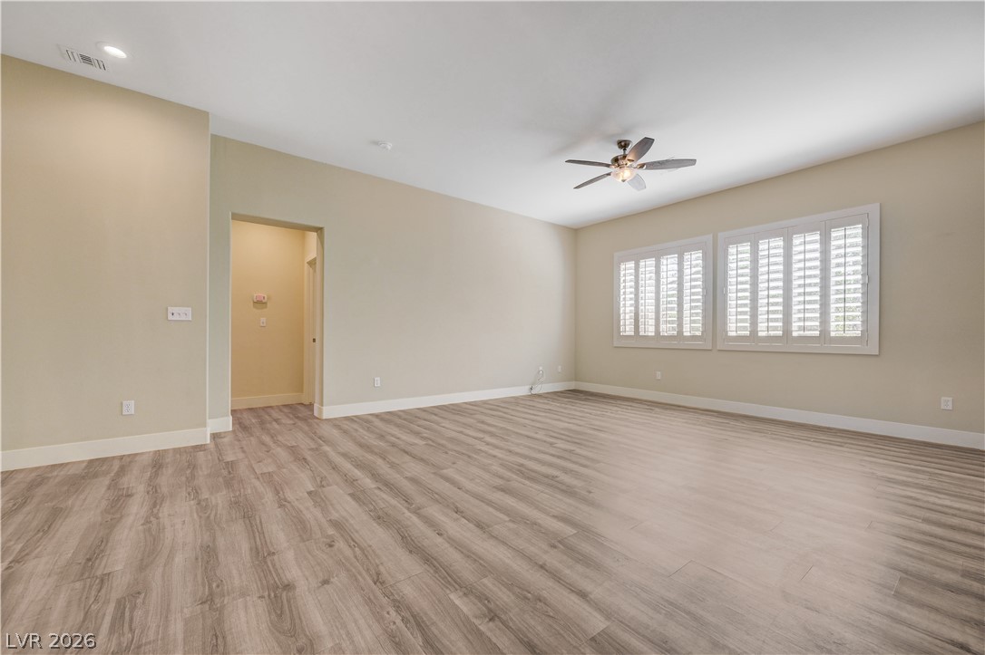 10317 Eagle Vale Avenue Property Photo 10