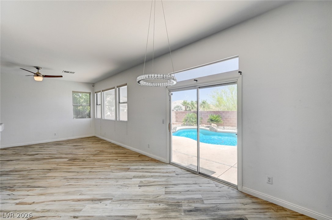 9852 Double Rock Drive Property Photo 13