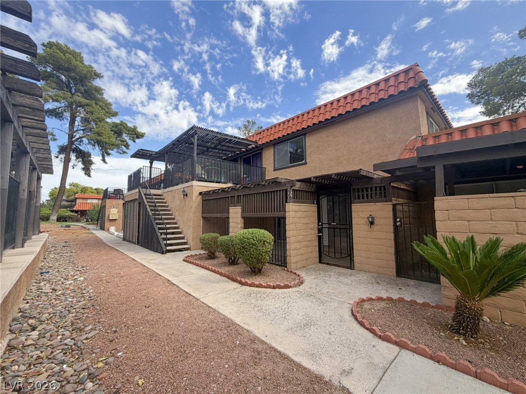 200 Brookside Lane C Property Photo 1