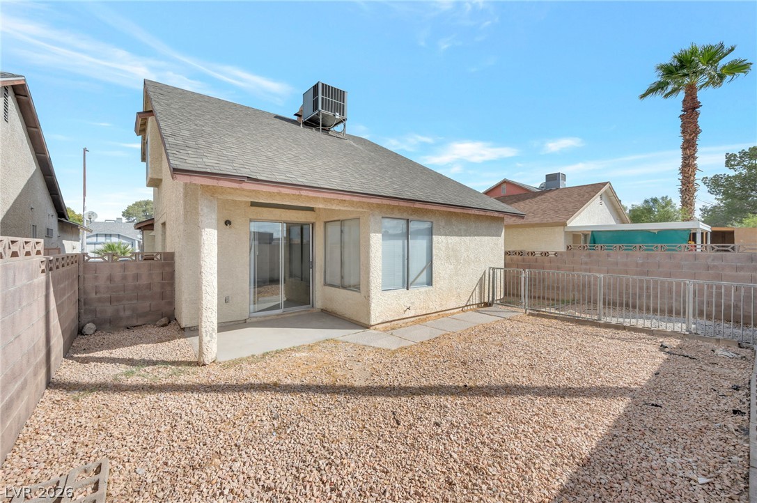 4427 Faberge Avenue Property Photo 16