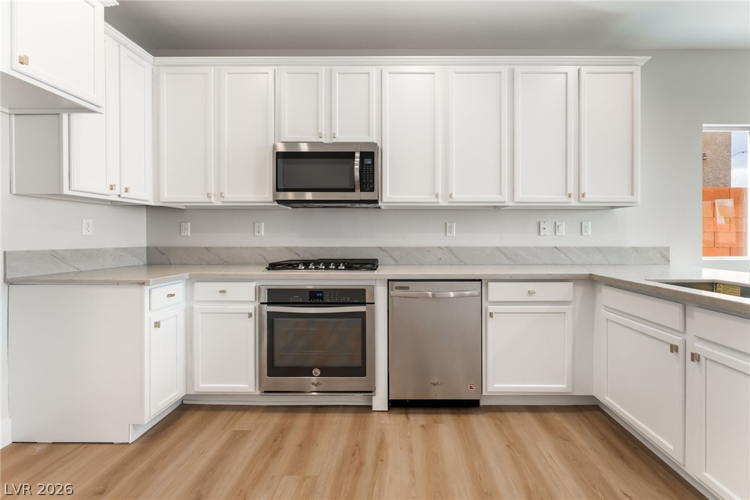 8252 Nebula Cloud Avenue Property Photo 3