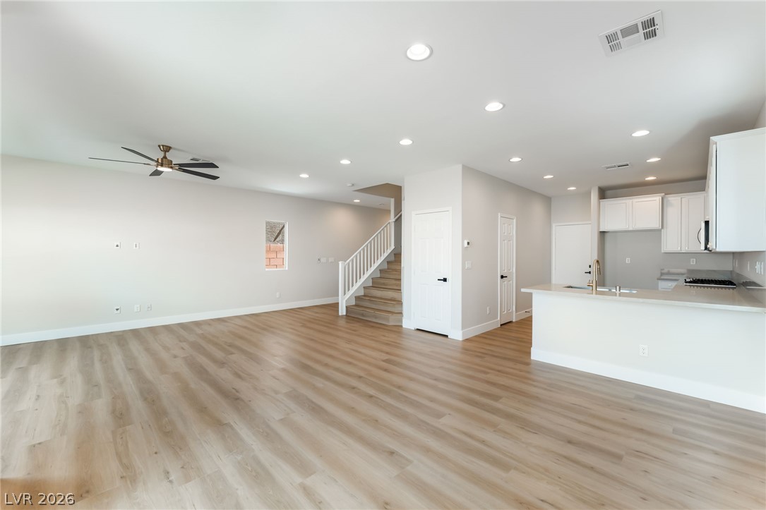 8252 Nebula Cloud Avenue Property Photo 8