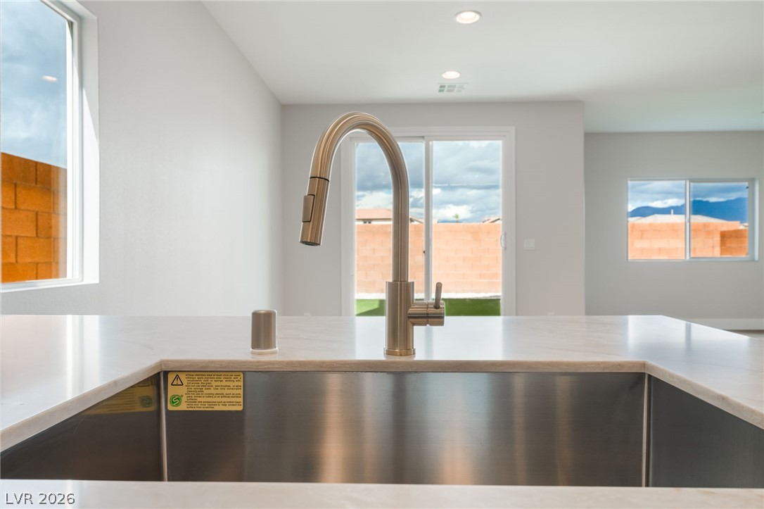 8252 Nebula Cloud Avenue Property Photo 12