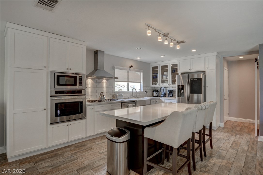 2822588 Property Photo 2
