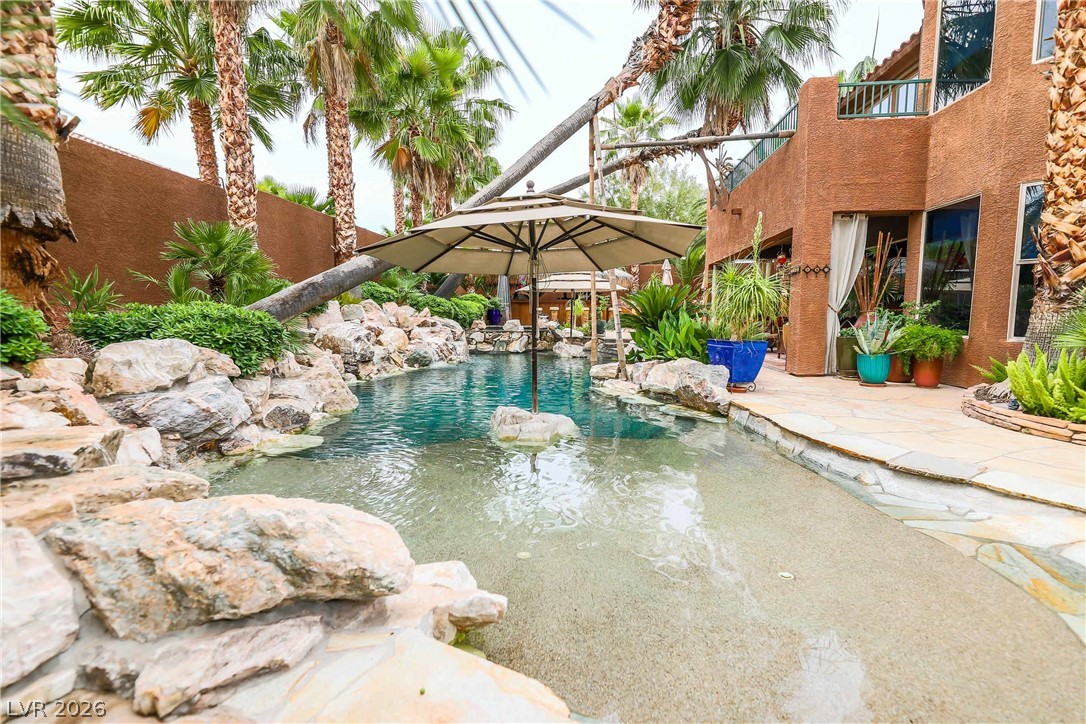 363 Highland Hills Court Property Photo 43