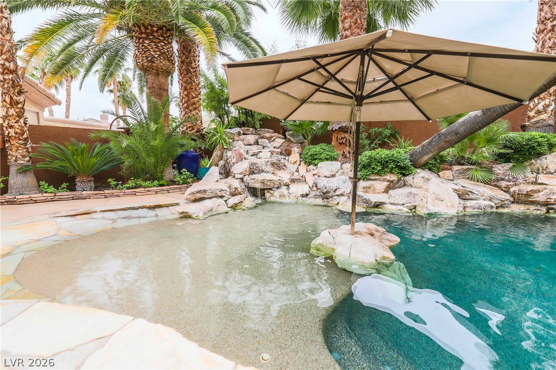 363 Highland Hills Court Property Photo 44