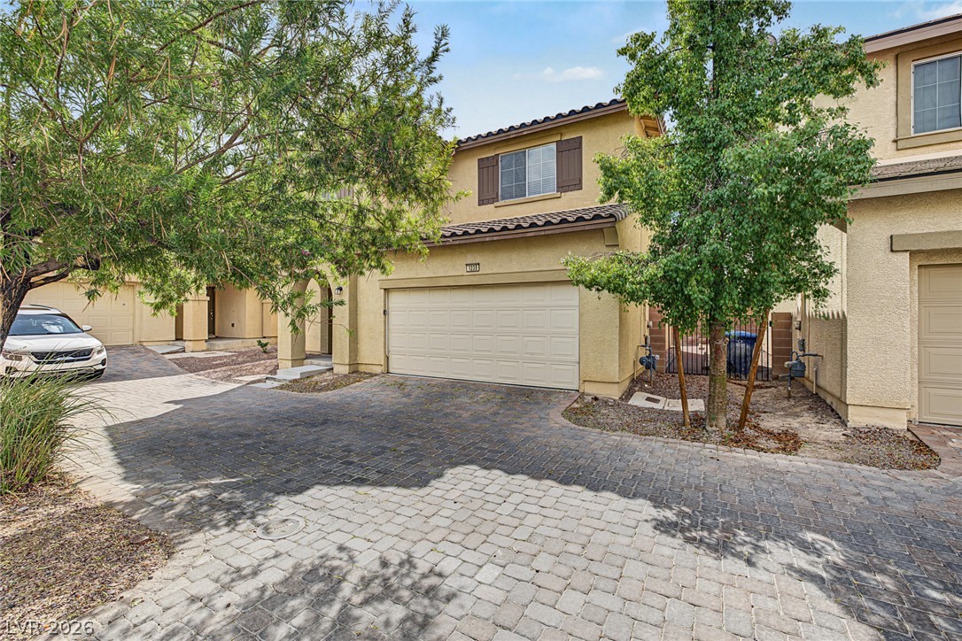 1239 Appaloosa Hills Avenue Property Photo 5