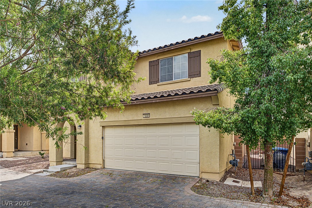 1239 Appaloosa Hills Avenue Property Photo 6