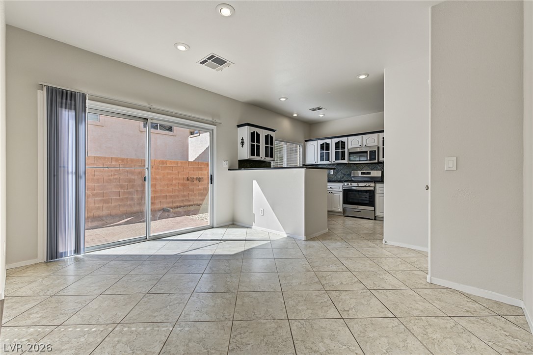1239 Appaloosa Hills Avenue Property Photo 10