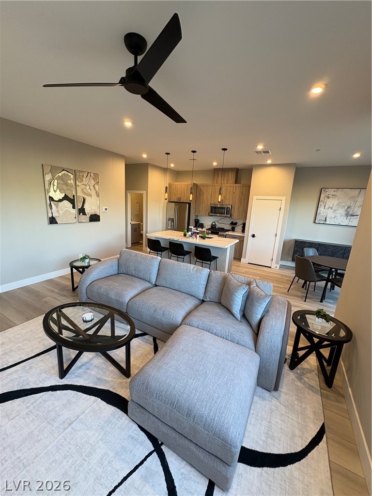 2822593 Property Photo 2