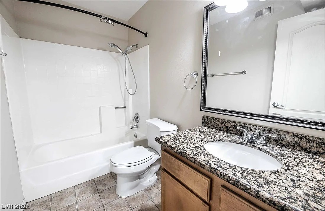 2130 Sealion Drive 207 Property Photo 6