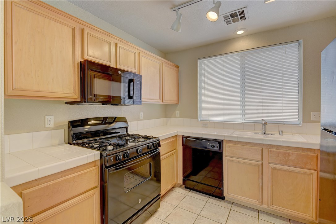 9664 Belle Regal Street Property Photo 10