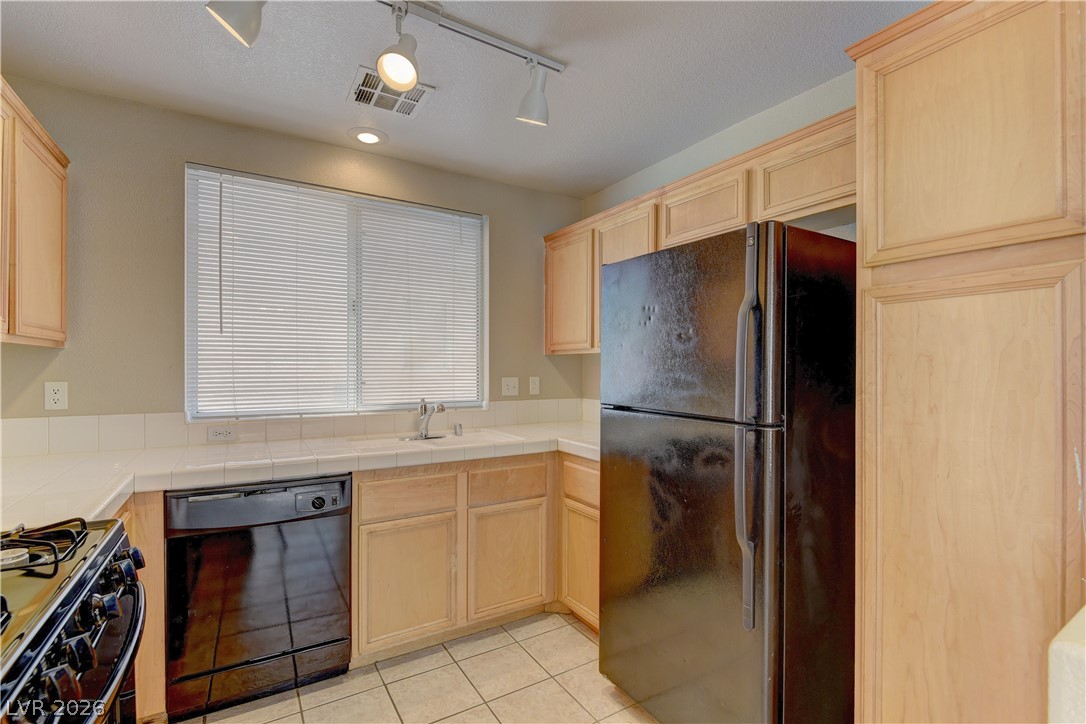 9664 Belle Regal Street Property Photo 11