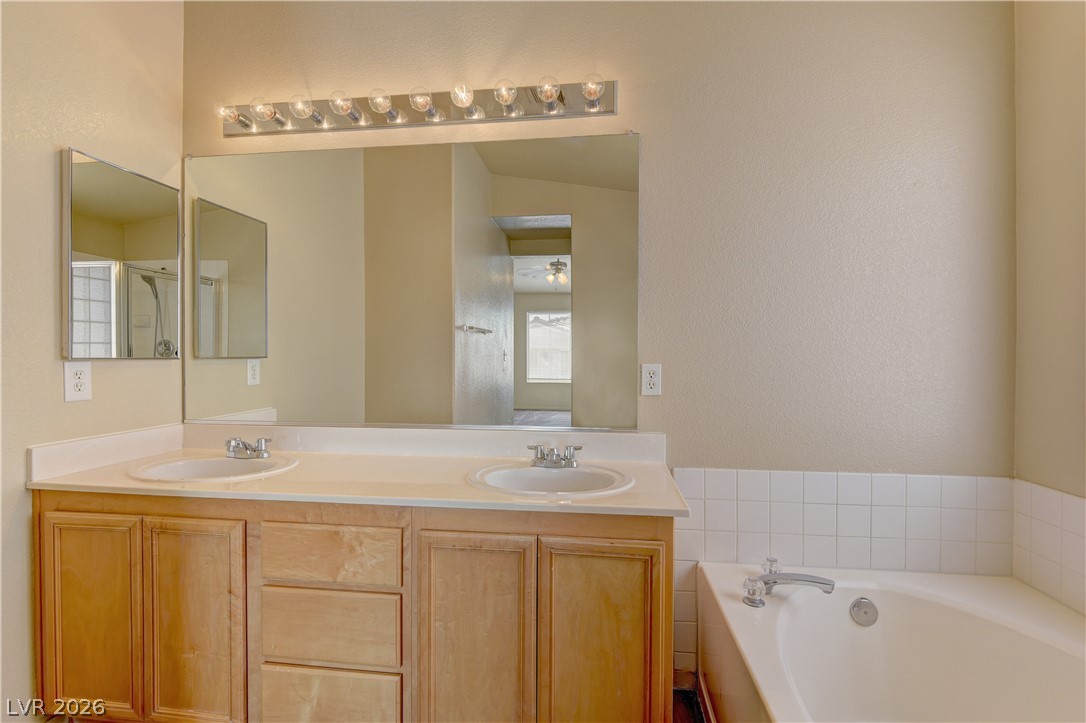 9664 Belle Regal Street Property Photo 14