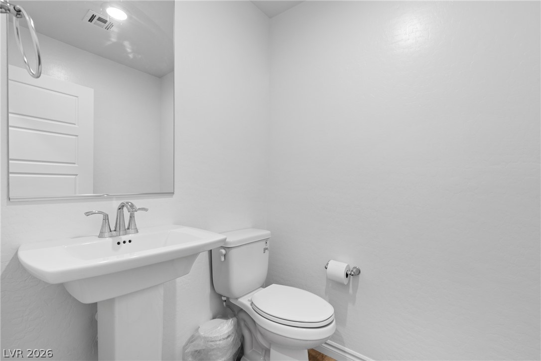 10773 Ditchburn Court Property Photo 4
