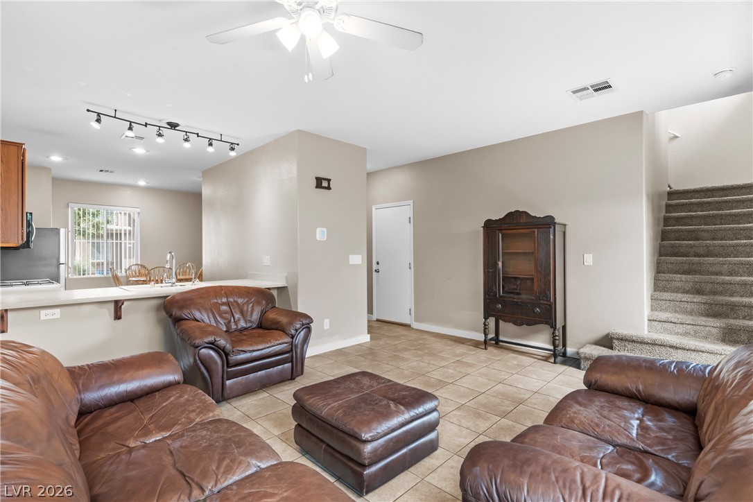 176 Almond Ridge Place Property Photo 5