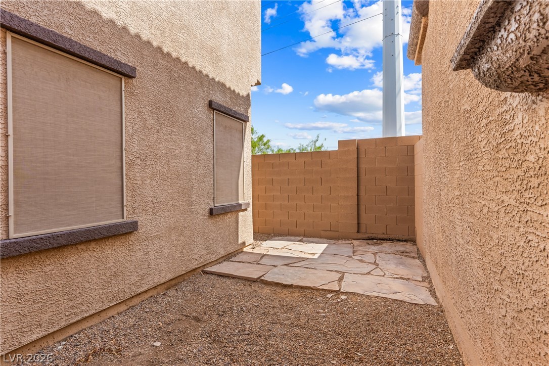 176 Almond Ridge Place Property Photo 28