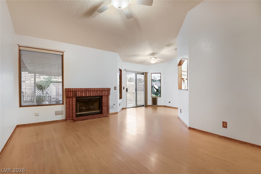 749 Tenderfoot Circle Property Photo 7