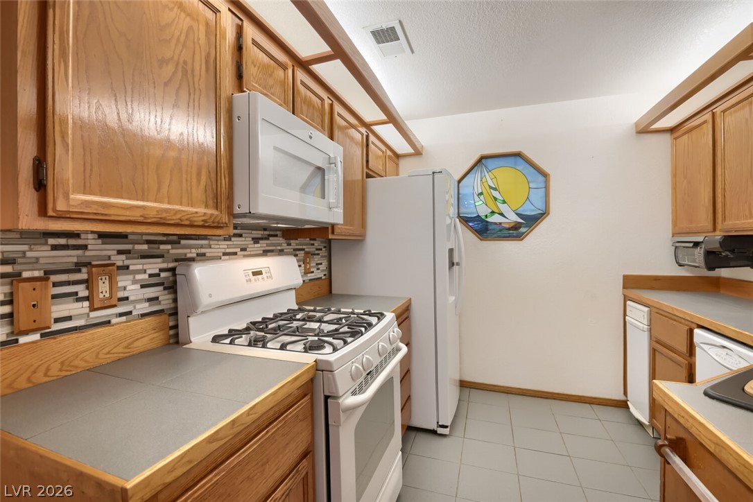 749 Tenderfoot Circle Property Photo 11