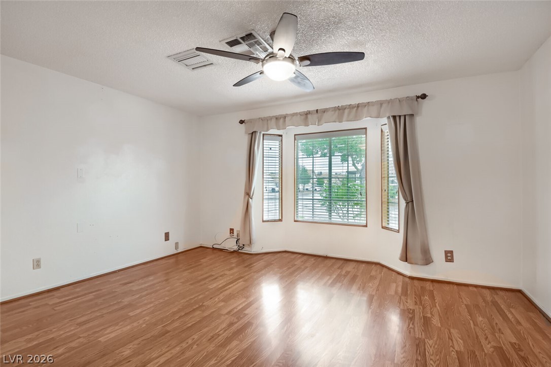 749 Tenderfoot Circle Property Photo 14
