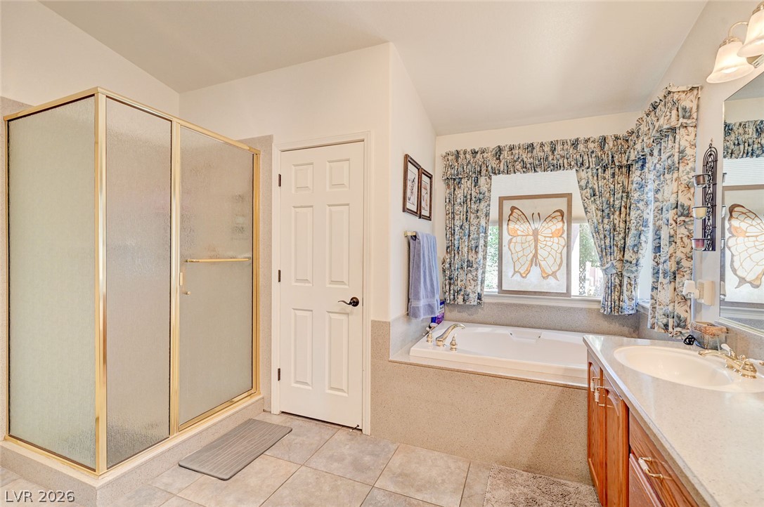 950 Denberry Way Property Photo 37