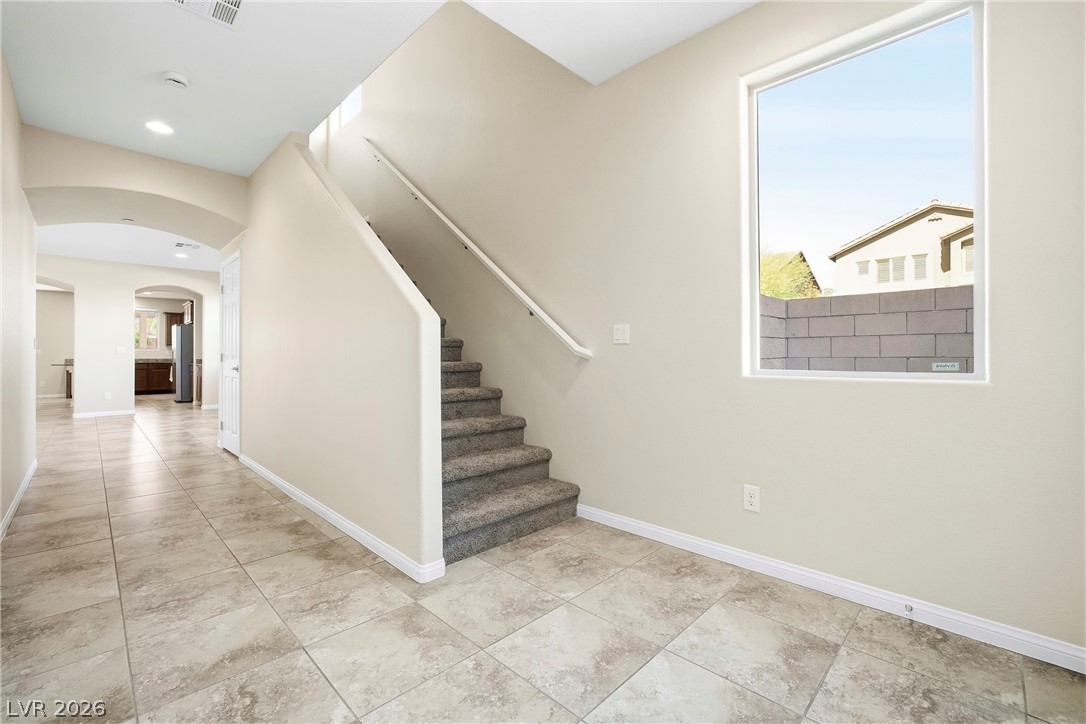 2221 Mundare Drive Property Photo 4