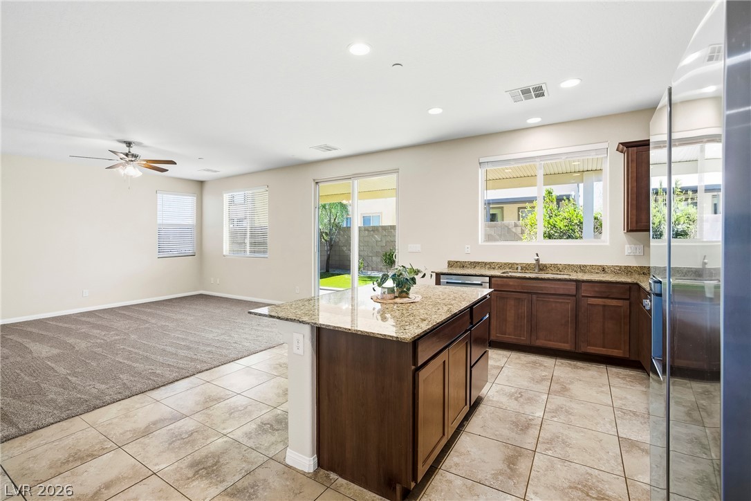 2221 Mundare Drive Property Photo 10