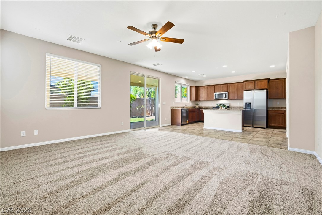 2221 Mundare Drive Property Photo 12