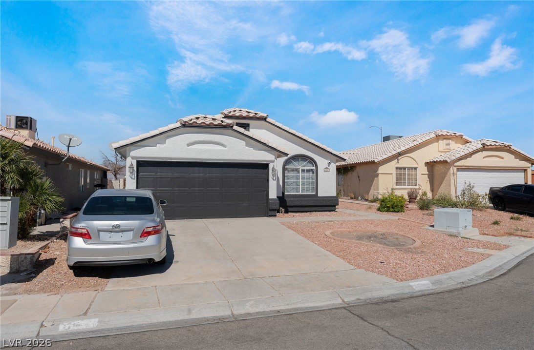 6656 Sierra Creek Lane Property Photo 2