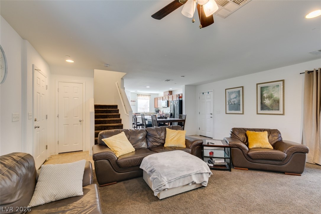 1029 Spotted Saddle Street Property Photo 16