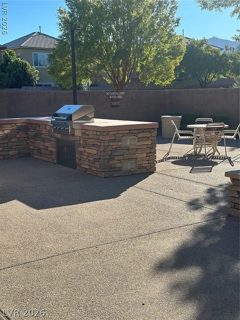7950 Blue Lake Peak Street Property Photo 11