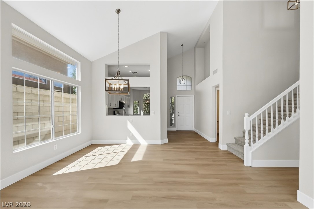 1906 Cardinal Point Street Property Photo 3