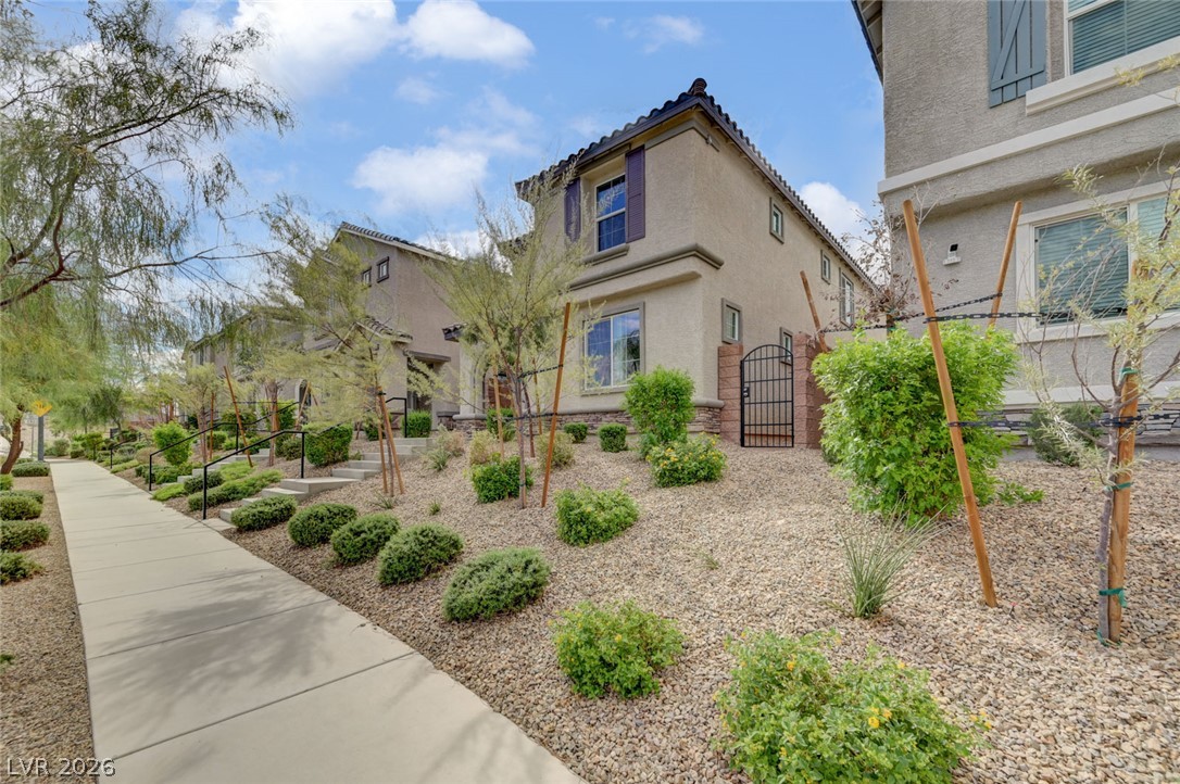 1372 Graphite Avenue Property Photo 4