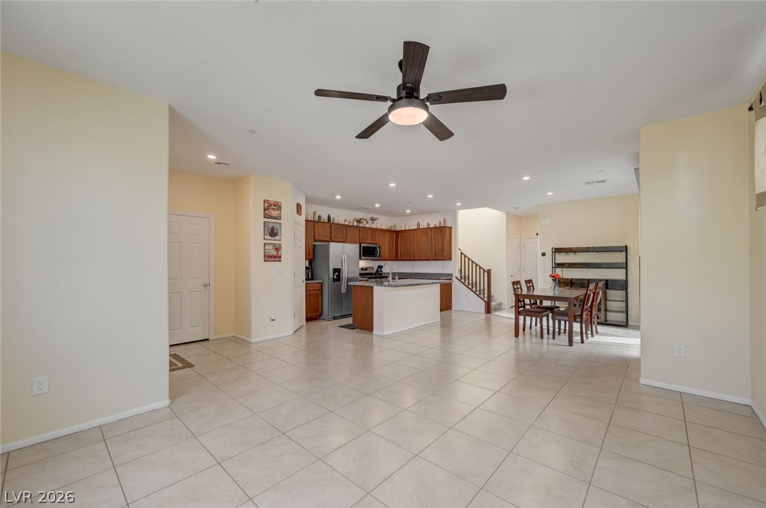 1372 Graphite Avenue Property Photo 8