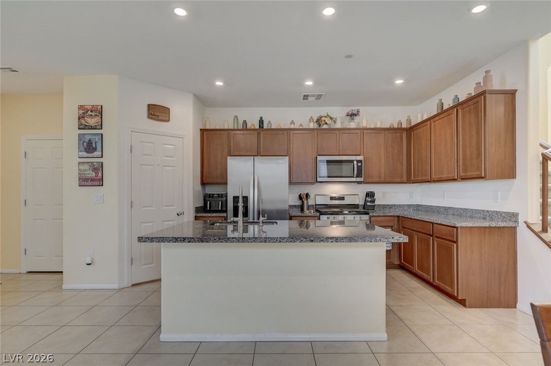1372 Graphite Avenue Property Photo 11