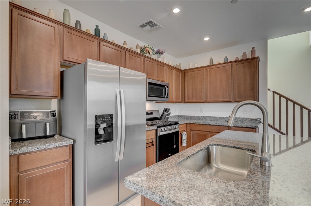 1372 Graphite Avenue Property Photo 14